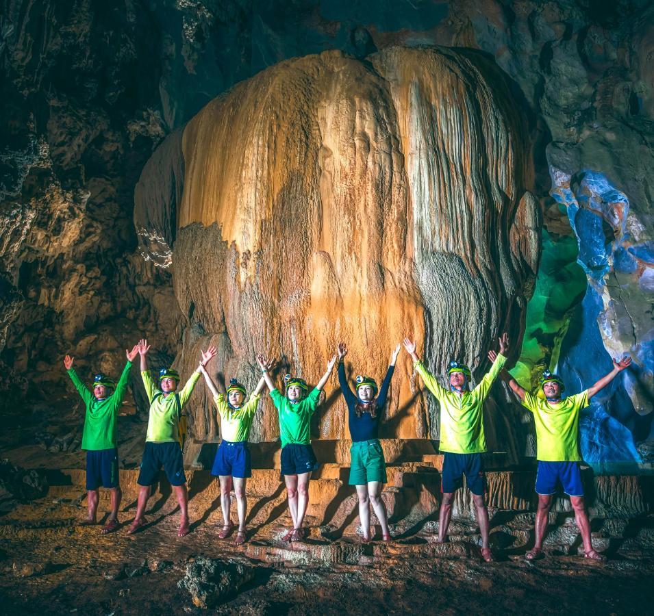 Greenland Backpackers Hostel Phong Nha Exterior photo